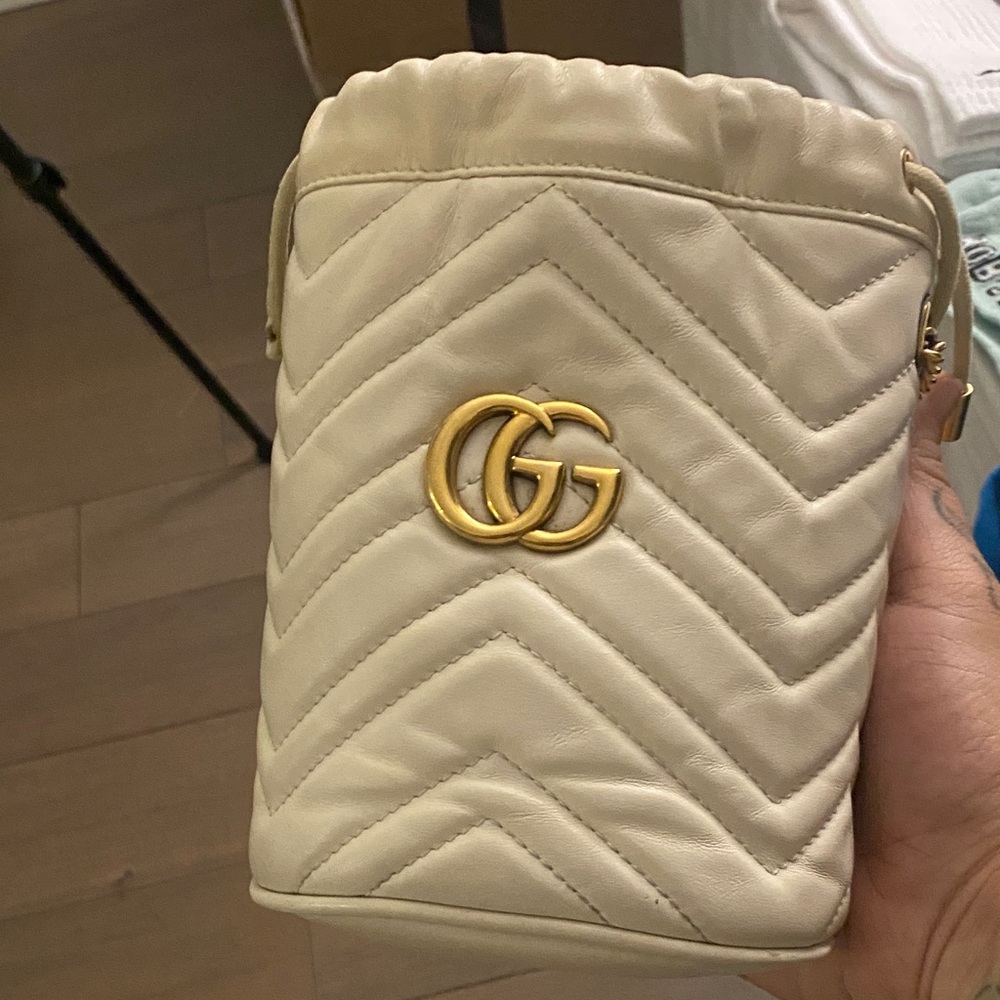 Gucci Cream Mini Bucket Bag with Gold Logo